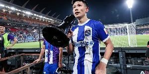 记者：问于洋退役仪式前做点啥准备，他说中午才回天津就理个发吧