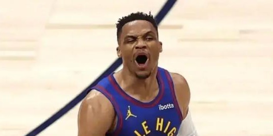 电竞比分-两轮季后赛功过相抵！底薪韦少无悔 下一站回雷霆？