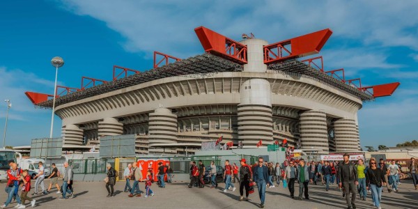 电竞比分-迪马：法院驳回关于圣西罗出售的上诉，国米、米兰可继续购买计划